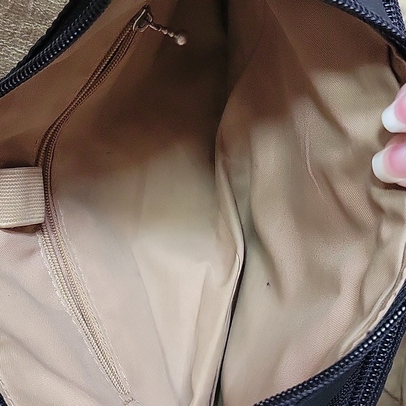 GUC- Baggallini Everyday Shoulder Bag - Picture 6 of 8